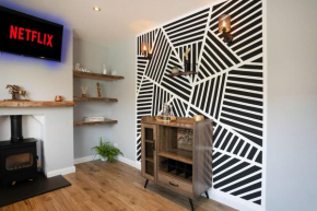 *Contractors, Holidays, Races, 25% off long stays*